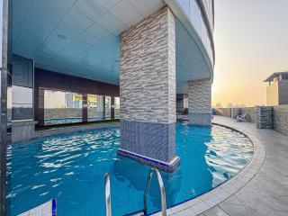 Chic 4-Sleeper near JBR Beach & Dubai Marina Mall - 4