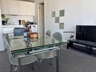 City Skyline Stay in Iconic Rotunda, 2Bedroom 2Bathroom Apartment - 3