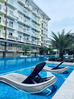 Lauriz Place 2 at Amani Grand Resort and Residences - 4