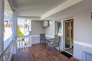 Apartment Kreslin - 1