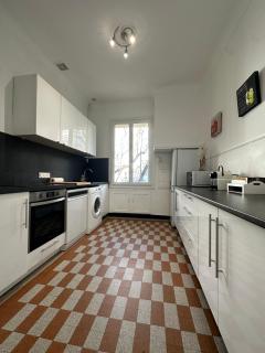 TASSIGNY à Frejus Parking et Terrasse - 6