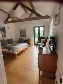 The Old Red House - 3