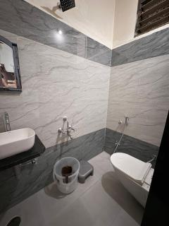 Hotel chaitanya - 6