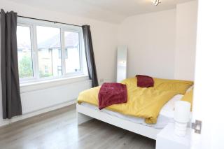 Becontree Retreat - 2BR Near Station - 1