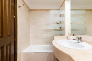 Alojamiento dos dormitorios en Albaicyn - 5