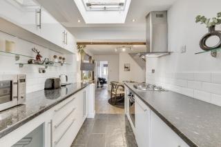 Riverside Cottage Retreat Hertford Town Sleeps 6 - 8