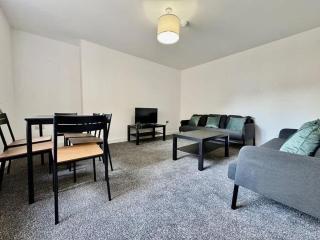 The York House 2 - 9