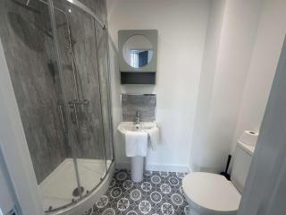 The York House 2 - 5