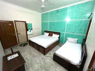 shrikrishnaashraysevasadan - 8