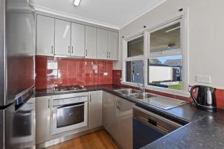 Charming home on Percy - 1