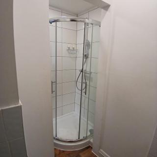 Whitehorse Gated Studio Apartment 1 - 3