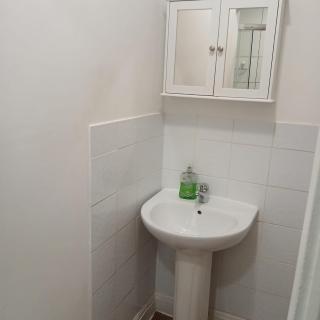 Whitehorse Gated Studio Apartment 1 - 2