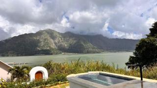 lake hill view - 1