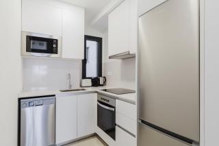 Blueground Antiga Esq de lEix elev washer BCN-153 - 4