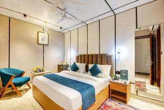 JS Residency Luxe Collection Hotel Near Nizamuddin Railway Station - 2