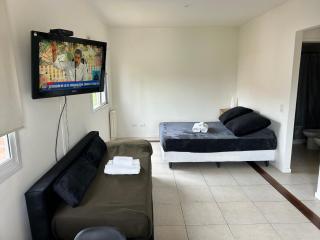 Lindisimo Apartamento en Country H Univ Austral - 8