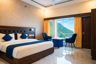 Hotel The HSR With Rooftop Cafe, Mussoorie - 0