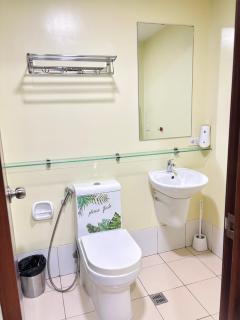 Sea View Studio Unit in Horizons 101 - 4