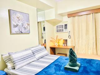 Sea View Studio Unit in Horizons 101 - 1