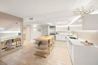 Oceanview Private Residence at 1 Hotel and Homes - 1202 - 9