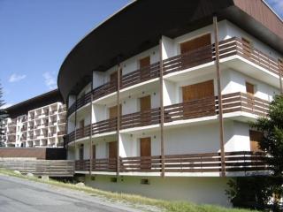 Appartement confortable 3 pièces, 6 couchages, balcon, proche pistes et télécabine – La Salle-les-Alpes - FR-1-330F-101 - 1