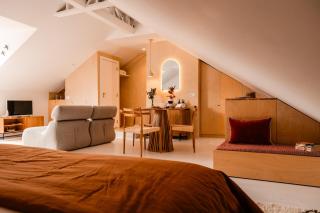 The Downtown Terrace - Fabulous Views, Romantic Penthouse, 6th-floor no lift - 6