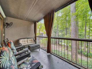 Bear Hug Hideaway #368 - Chalet Village - 1