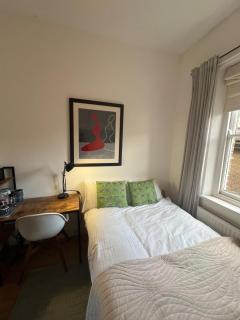 Double room near Blackheath, 17 min from Central London, a stylish period property, with free parking and a friendly Jack Russell - 9