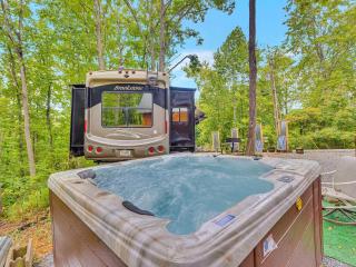 Glamping On Locust Ridge #1407 - Laurel - 9