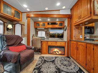 Glamping On Locust Ridge #1407 - Laurel - 7