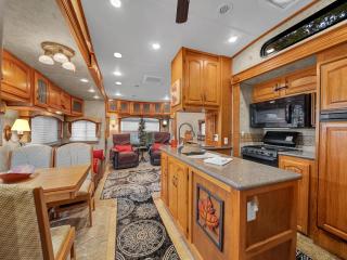 Glamping On Locust Ridge #1407 - Laurel - 1