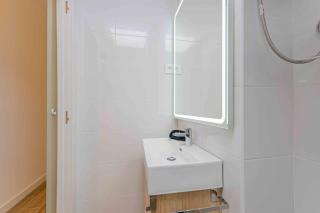 Classy XVIII - Ferga Suites - 3