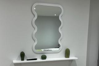 Studio Sleeps 3 near train stations - 4