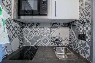 Cozy Holiday Studio Palmeras - WiFi, AC, Pool - 7