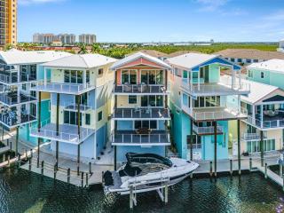 Luxury Waterfront Escape with Multi-Level Views & Gulf Access - The Sand Dollar - 7