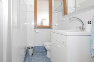 Terrace on the Sea - Garden - Sunbeds - Patio - 2