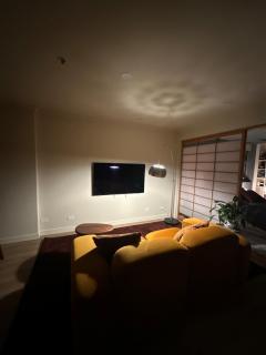 Mid-Century Luxe - Story Bridge & River Views - 3