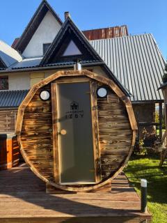 Jaworowe Izby Apartamenty z balią z hydromasażem i sauną - 9