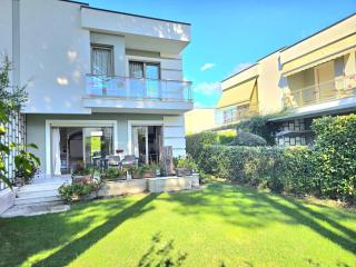 Modern Villas at Perla Resort - 4