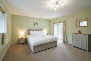 Host & Stay - The Byres - 8