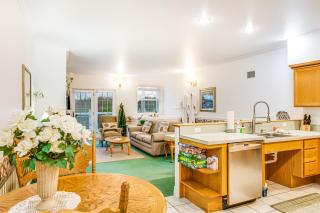 The Chattanooga at Judith Ann Inn - 2