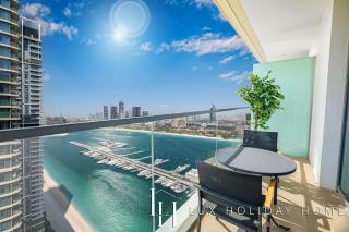 LUX The Marina Vista Beachfront Suite 5 - 0