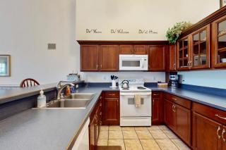 The Richmond at Judith Ann Inn - 4