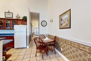 The Richmond at Judith Ann Inn - 6