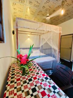 Riverbend Surf Lodge - Midigama - 3