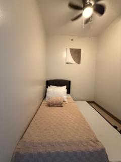 Urban Oasis 2BR Condo with Multiple Pools at SMDC Charm Residences - 5