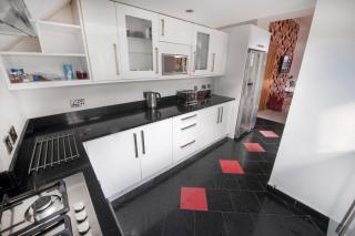 Roomy home 1 level Free Parking - 1