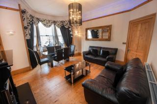 Roomy home 1 level Free Parking - 7