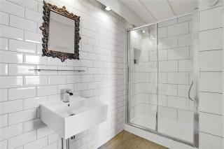 SECRET ROOFTOP 2BHK - 2mins from Barbican BY KEYHOL LIVING - 1