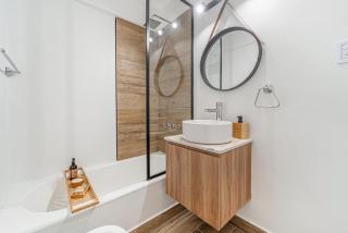 modern 2-room downtown area for 4 people - 3
